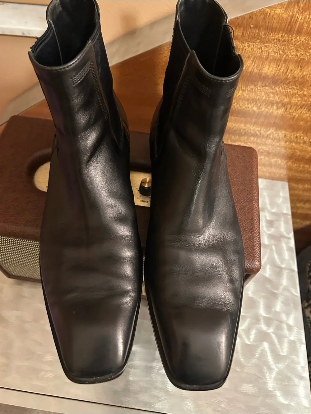 Hugo Boss Black Chelsea Boots for Men - Classic Slip-On Ankle Boots